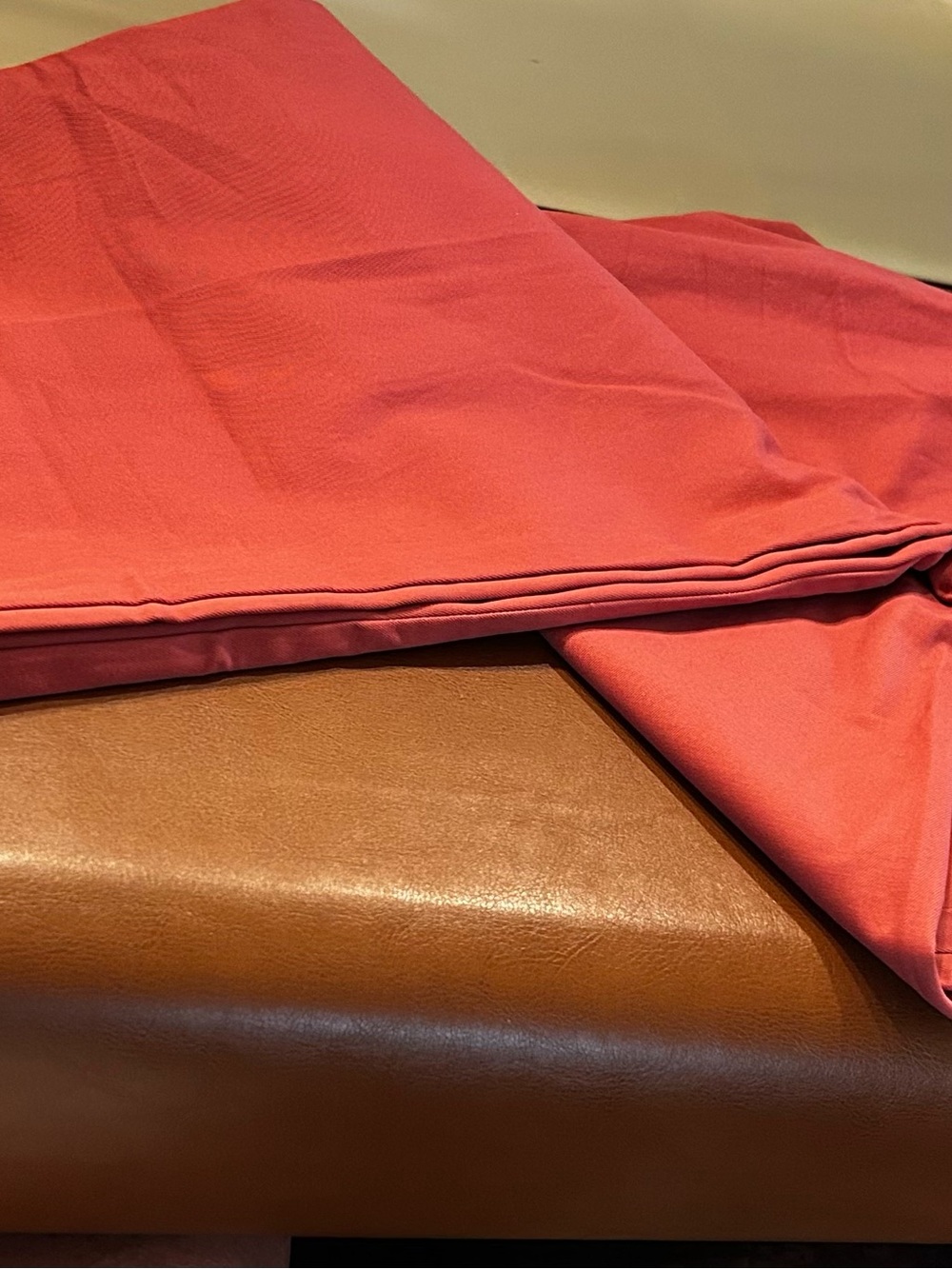 Lands' End Men's Coral-Red Casual pant size 44